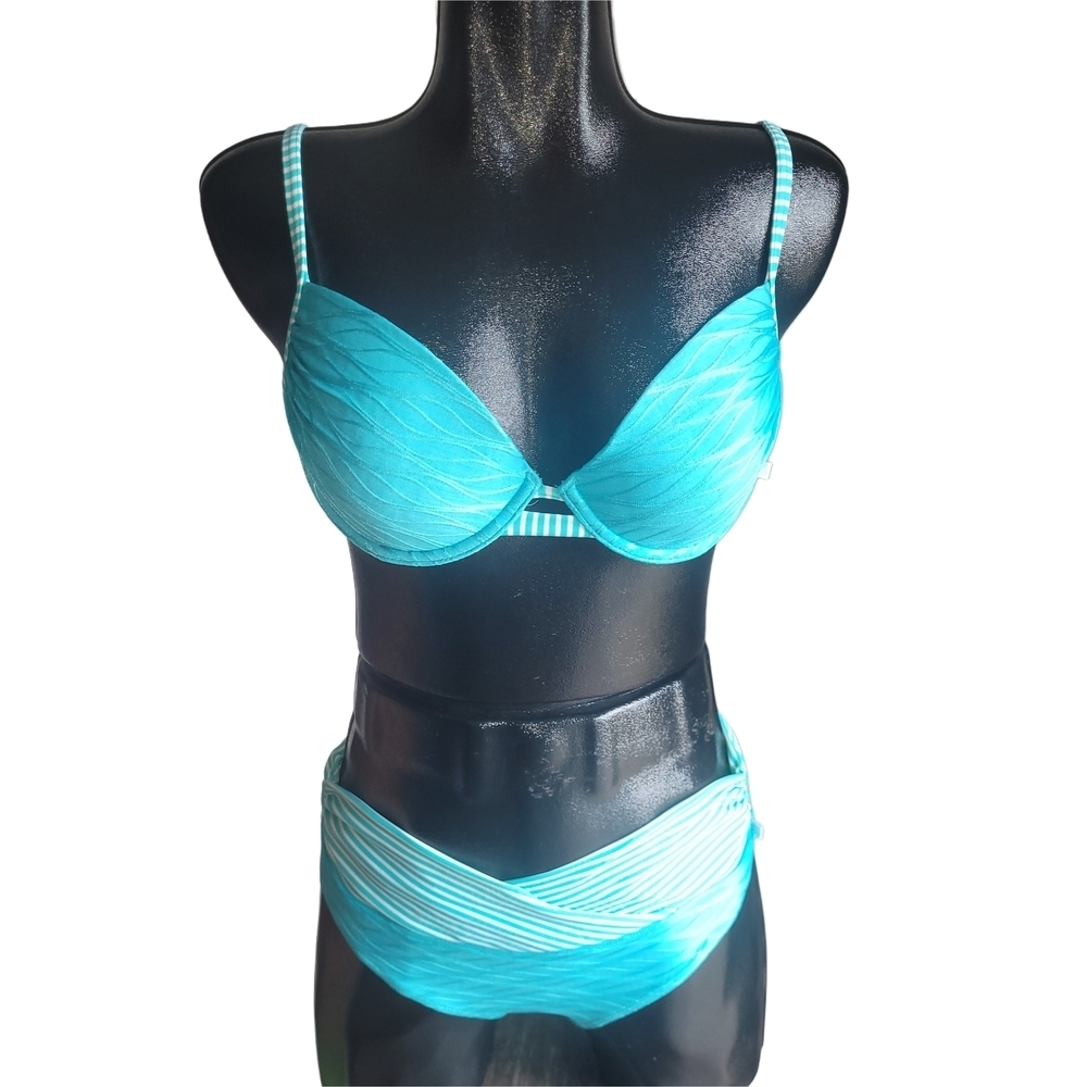 La Vie En Rose Aqua and White Bikini Set Size M